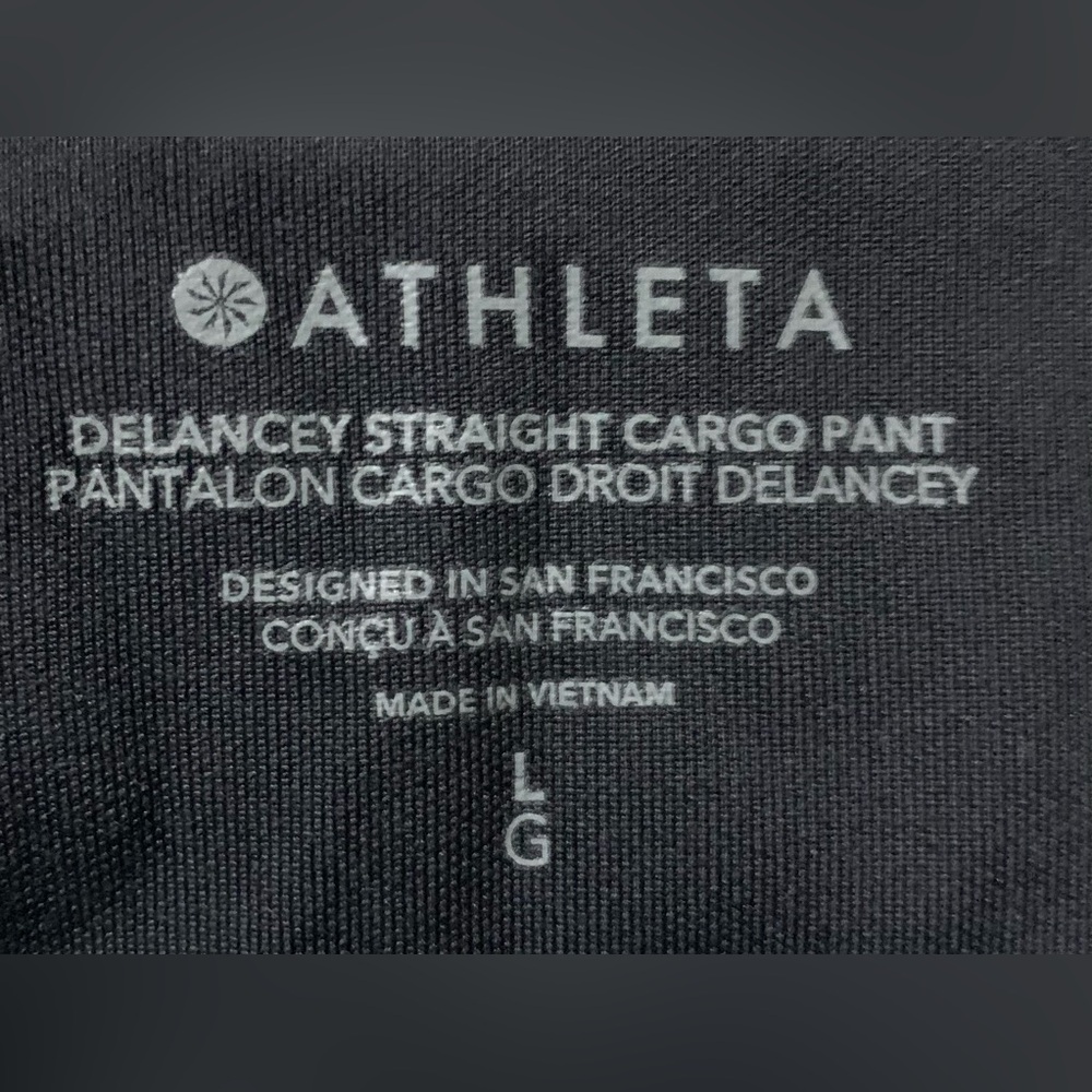 ATHLETA delancy straight cargo pants in black - Picture 5 of 5